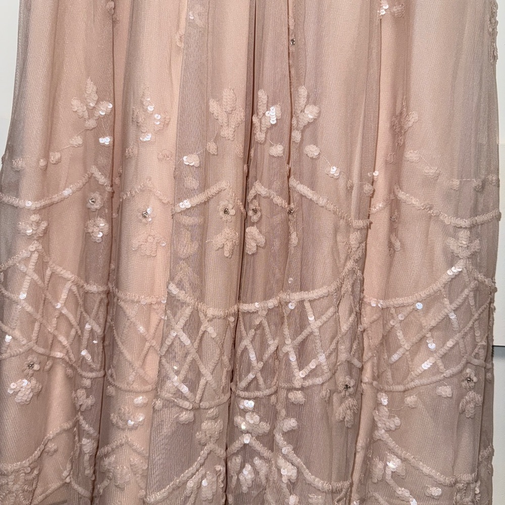 NWT | Mac Duggal 9144 Pink/Blush Flounce Sleeve Embellished Mesh Gown Size 10 - Picture 15 of 15